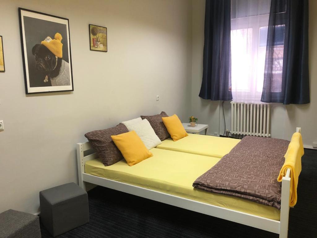 Spacious Tuzlaks Apartments Sarajevo Ferhadija Esterno foto