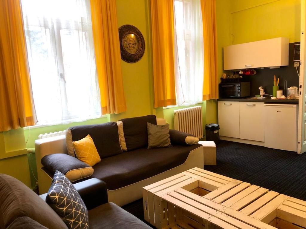 Spacious Tuzlaks Apartments Sarajevo Ferhadija Esterno foto